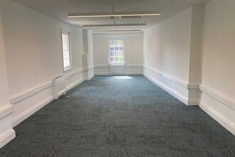 51 Charteris, Dorney à louer Photo intérieure– Image 2 sur 5