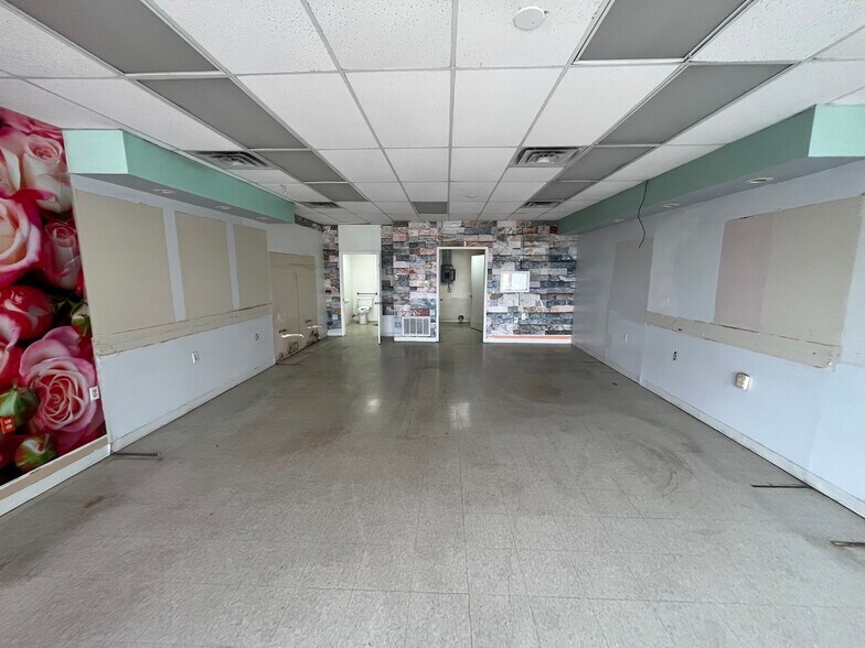 600 N Austin Ave, Georgetown, TX à louer - Photo de l’immeuble – Image 3 sur 7