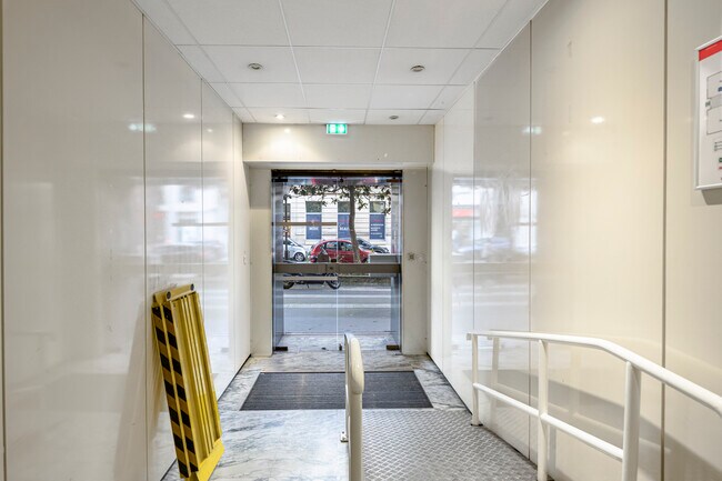 Plus de détails pour Rue D'Auteuil, Paris - Bureau à louer