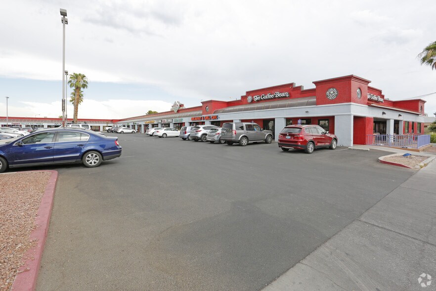 4550 S Maryland Pky, Las Vegas, NV à louer - Photo principale – Image 3 sur 4