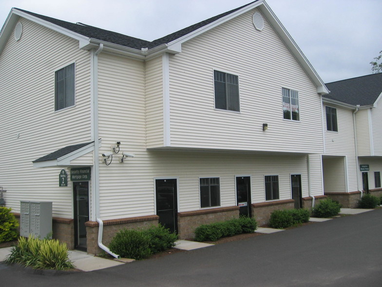 2351 Boston Post Rd, Guilford, CT à louer - Photo de l’immeuble – Image 2 sur 7