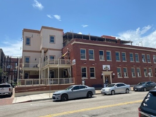 111 23rd St, Galveston, TX à louer - Photo de l’immeuble – Image 3 sur 12