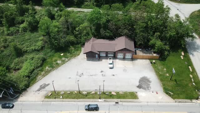 700 Rodi Rd, Pittsburgh, PA à vendre - Vidéo sur l’annonce professionnelle – Image 2 sur 13