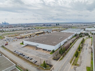 Plus de détails pour 6170 Edwards Blvd, Mississauga, ON - Industriel/Logistique à louer