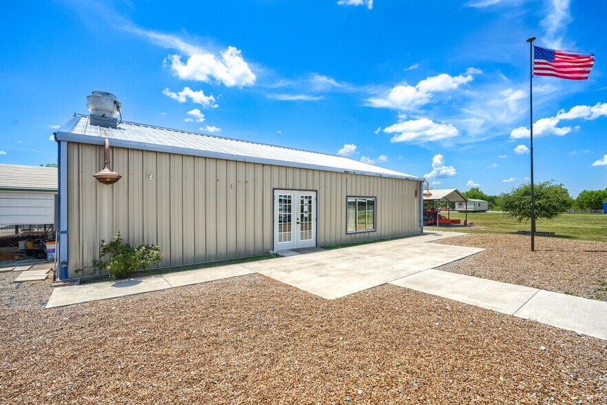 8806 FM 751, Quinlan, TX à vendre - Photo de l’immeuble – Image 2 sur 43