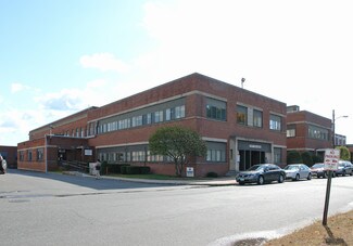 Plus de détails pour 52-64 Oakland Ave, East Hartford, CT - Différents types d’espaces à louer
