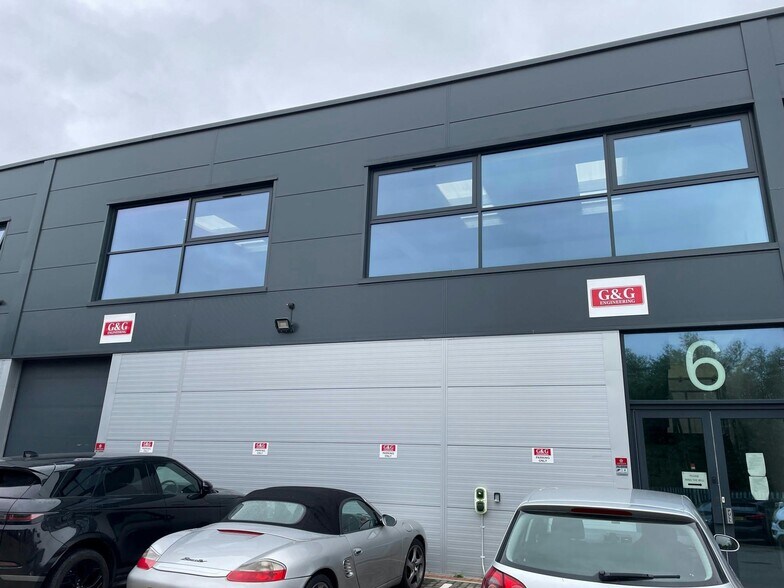 Ford Rd, Chertsey à louer - Photo de l’immeuble – Image 2 sur 6