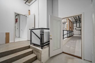 511 N Garrison Ave, Saint Louis, MO à louer Photo intérieure– Image 2 sur 26