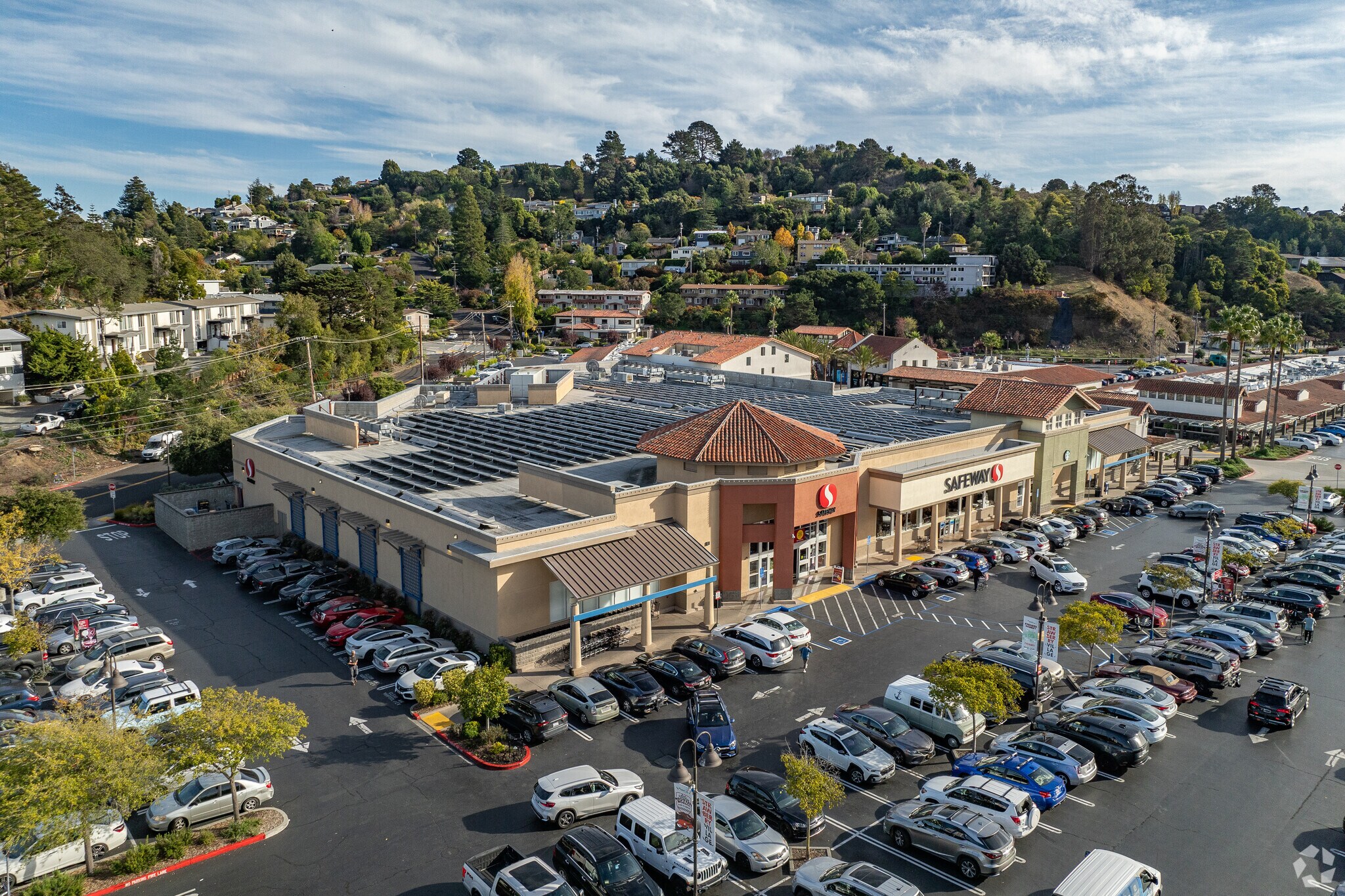 50-1222 Strawberry Vlg, Mill Valley, CA à louer Photo principale– Image 1 sur 3
