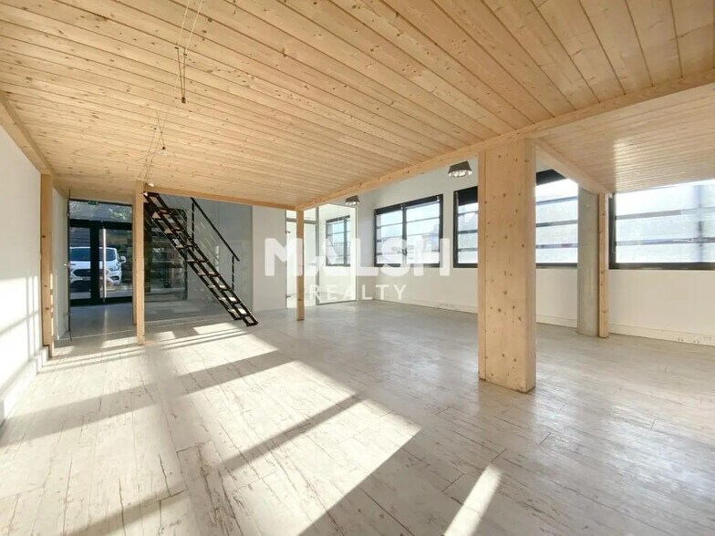 Bureau dans Lyon à louer - Photo de l’immeuble – Image 3 sur 11