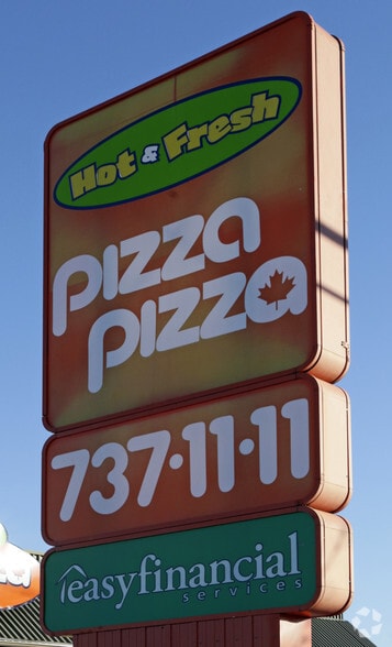 2369-2371 St Joseph Blvd, Ottawa, ON à louer - Photo de l’immeuble – Image 3 sur 4