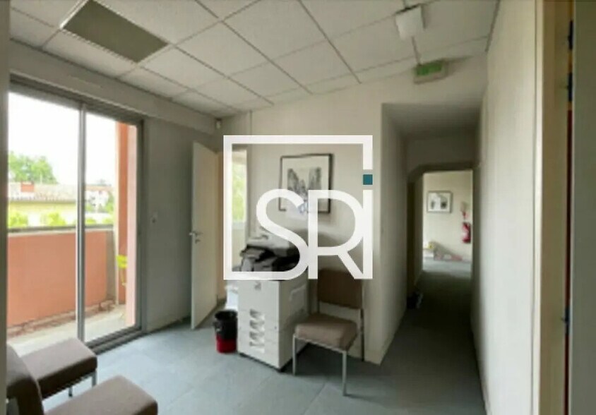 Bureau dans Castres à vendre - Photo intérieure – Image 2 sur 12