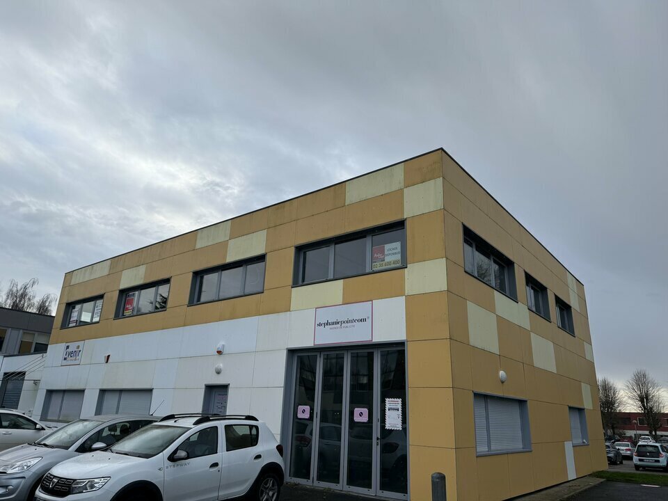 Bureau dans Mont-Saint-Aignan à louer Photo de l’immeuble– Image 1 sur 10