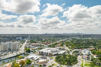 1 Curtiss Pky, Miami Springs, FL - Vue aérienne vue de carte - Image1