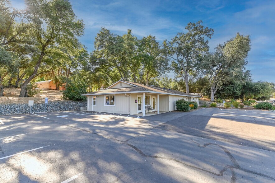 382 CA-4, Murphys, CA à vendre - Photo de l’immeuble – Image 2 sur 75