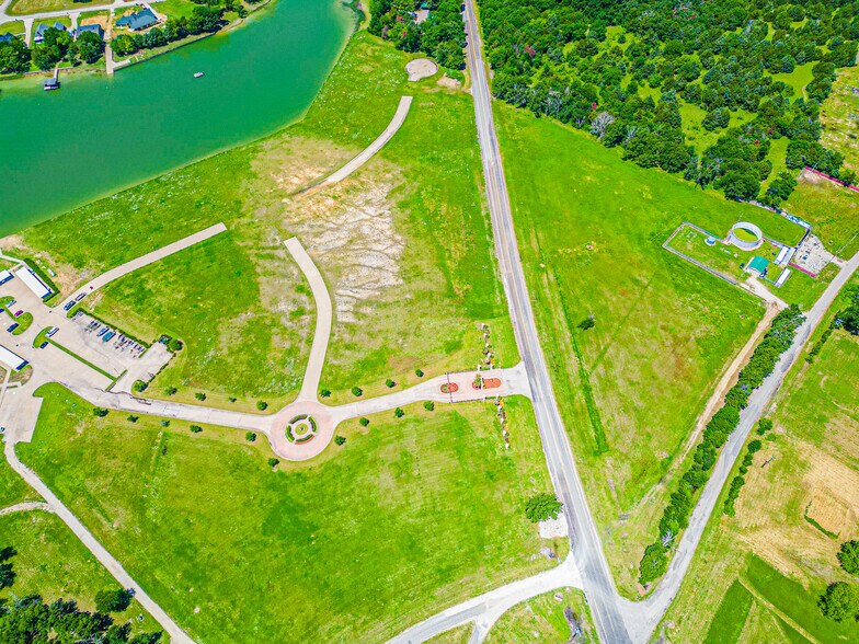 Spur 294, Corsicana, TX à vendre - Photo de l’immeuble – Image 3 sur 8