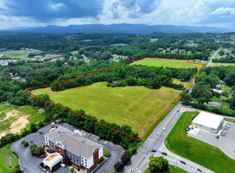 163 Hillvale Rd, Clinton, TN à vendre - Photo de l’immeuble – Image 2 sur 3