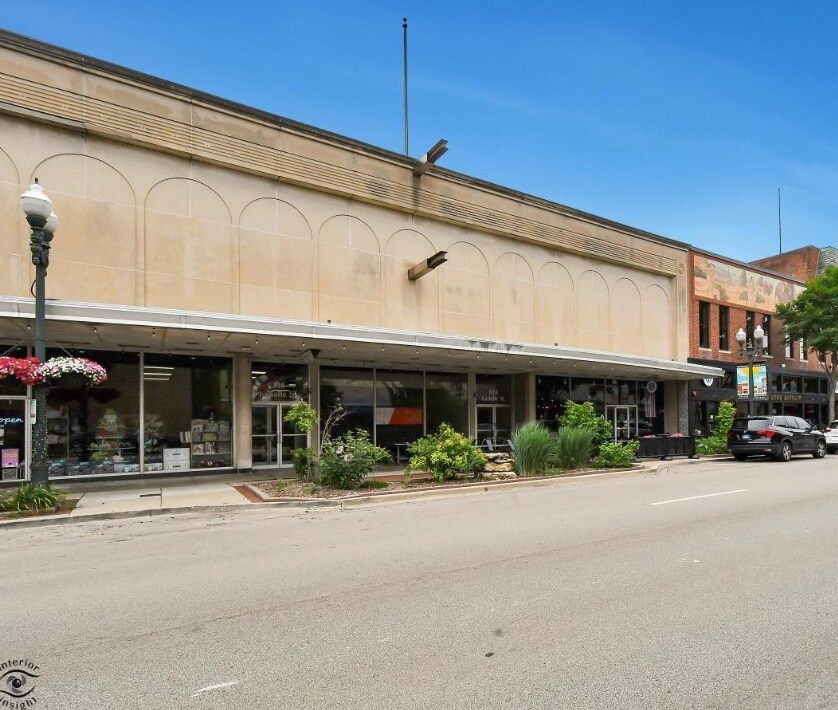 814-818 La Salle St, Ottawa, IL à vendre Photo de l’immeuble– Image 1 sur 5