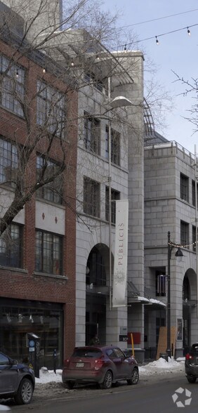 3530-3540 Boul Saint-Laurent, Montréal, QC à louer - Photo de l’immeuble – Image 3 sur 17