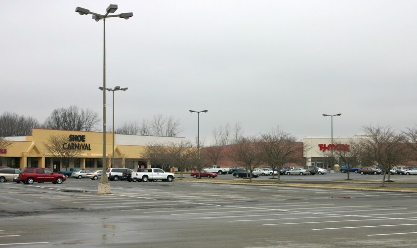 2730 Elida Rd, Lima, OH à vendre - Photo de l’immeuble – Image 2 sur 2