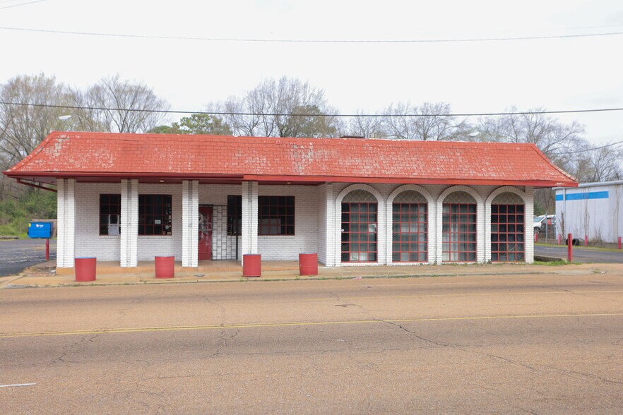 1439 Terry Rd, Jackson, MS à vendre - Photo de l’immeuble – Image 2 sur 23