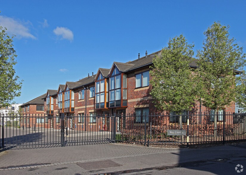 Mary Rd, Guildford à louer - Photo de l’immeuble – Image 1 sur 2