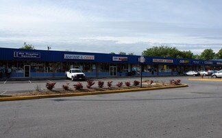 Plus de détails pour 3601-3831 Bladensburg Rd, Colmar Manor, MD - Local commercial à louer
