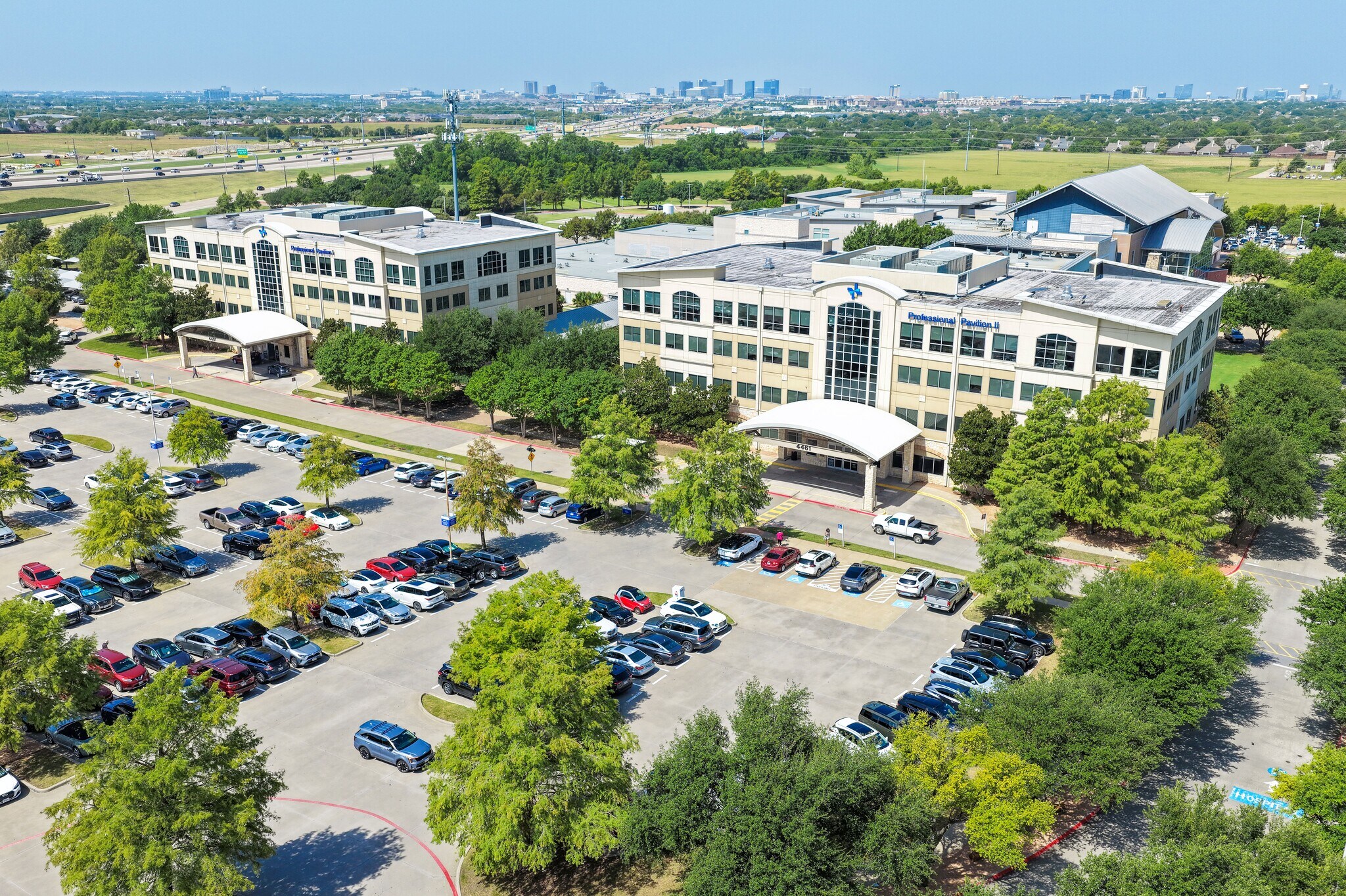 4401 Coit Rd, Frisco, TX à louer Photo de l’immeuble– Image 1 sur 17