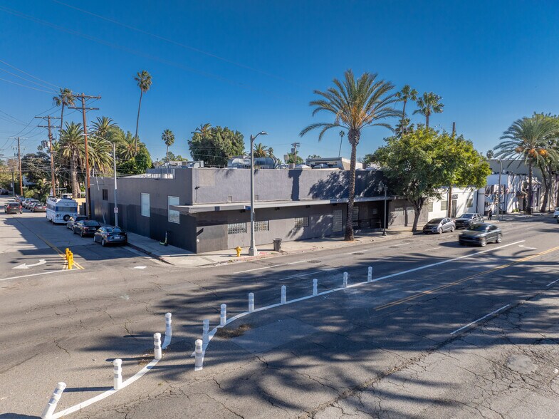 752-758 N Highland Ave, Los Angeles, CA à louer - Photo principale – Image 1 sur 18