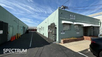 Plus de détails pour 7621 Hayvenhurst Ave, Van Nuys, CA - Local d'activités à louer