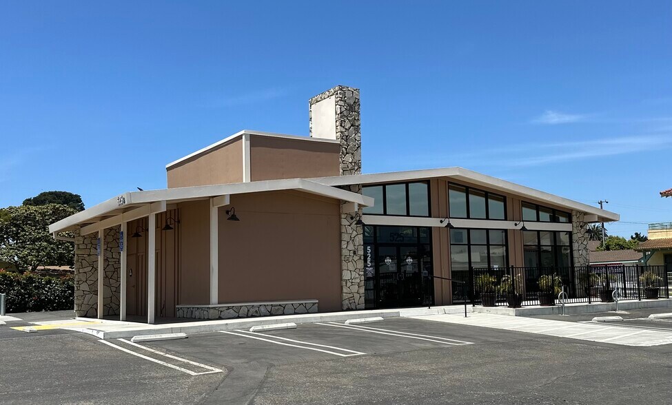 525 S Broadway, Santa Maria, CA à vendre - Photo de l’immeuble – Image 3 sur 10