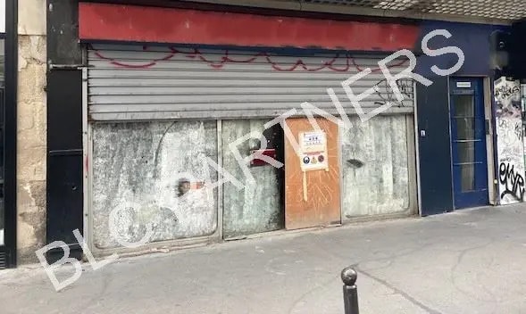 Local commercial dans Paris à louer - Photo de l’immeuble – Image 1 sur 5
