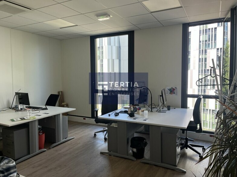 Bureau dans Montpellier à louer - Photo de l’immeuble – Image 2 sur 8