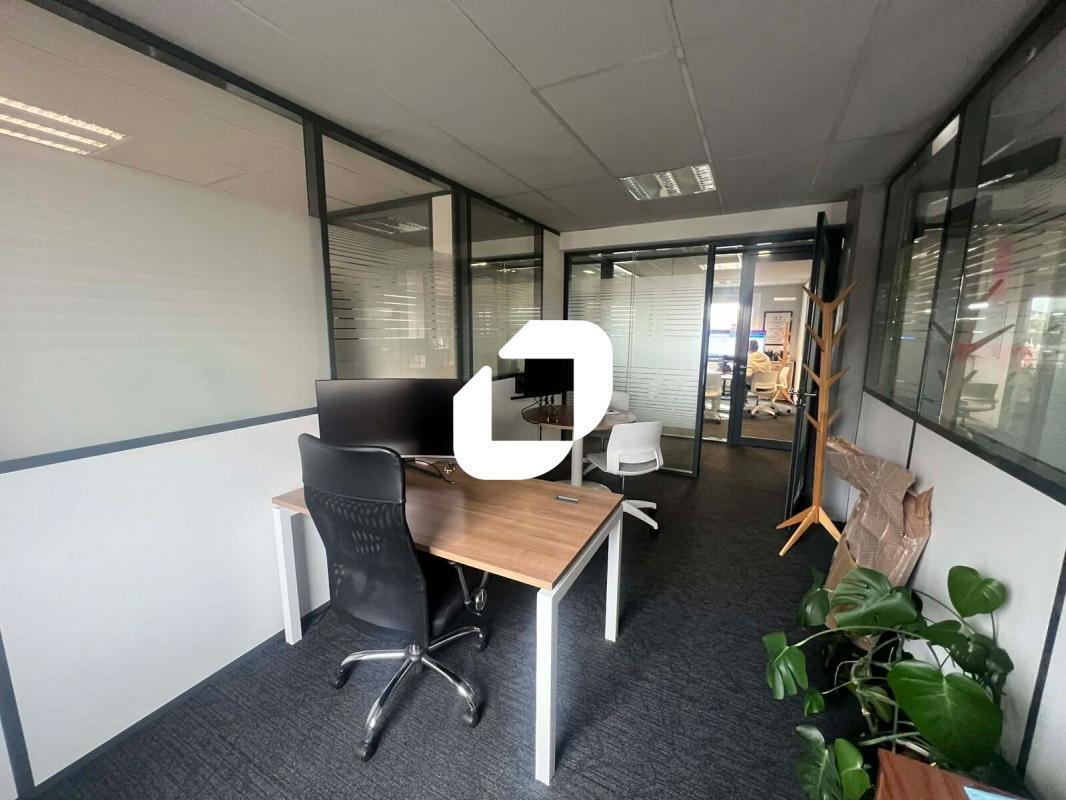 Bureau dans Lille à louer Photo intérieure– Image 1 sur 12