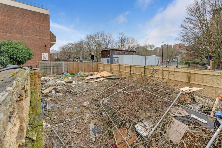 70 Pembroke St, Londres à vendre - Photo de l’immeuble – Image 2 sur 7