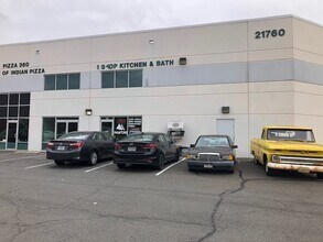 21760 Beaumeade Cir, Ashburn, VA à louer Photo de l’immeuble– Image 1 sur 16