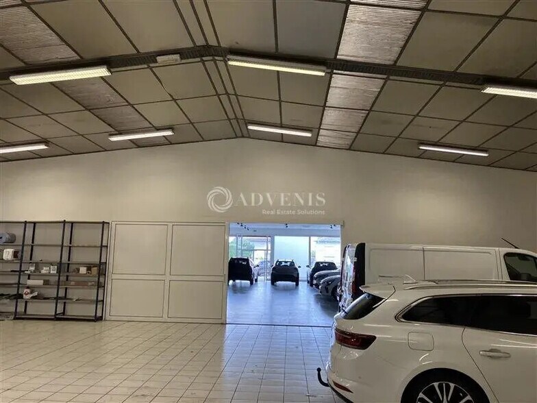 Local commercial dans Bourges à vendre - Photo intérieure – Image 2 sur 5