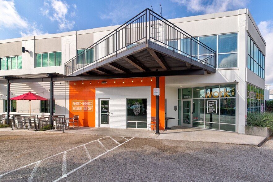 2808 Caroline St, Houston, TX à louer - Photo de l’immeuble – Image 2 sur 13