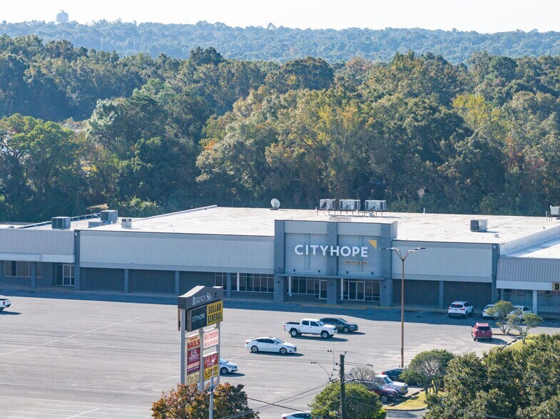 4693 Airport Blvd, Mobile, AL à louer - Photo de l’immeuble – Image 2 sur 3