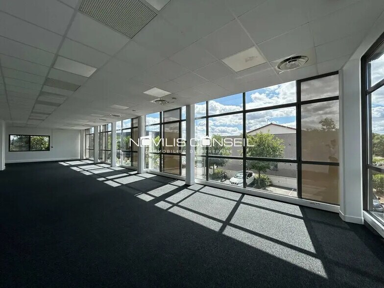 Bureau dans Colomiers à louer - Photo de l’immeuble – Image 2 sur 6