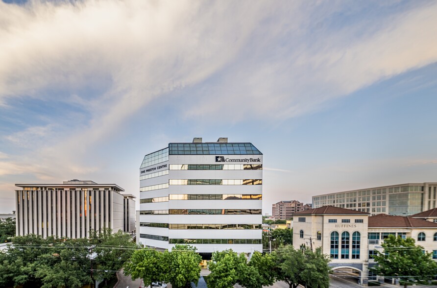 8222 Douglas Ave, Dallas, TX à louer - Photo de l’immeuble – Image 1 sur 4