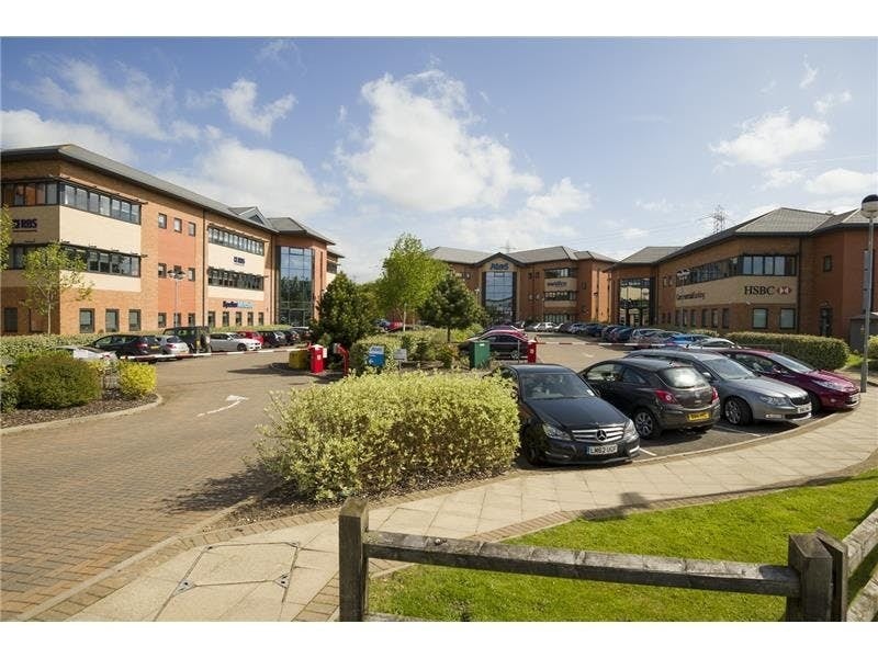 Greenfield Ln, Wolverhampton à louer Photo principale– Image 1 sur 12