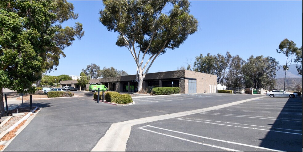 10463 Austin Dr, Spring Valley, CA à louer - Photo de l’immeuble – Image 3 sur 7