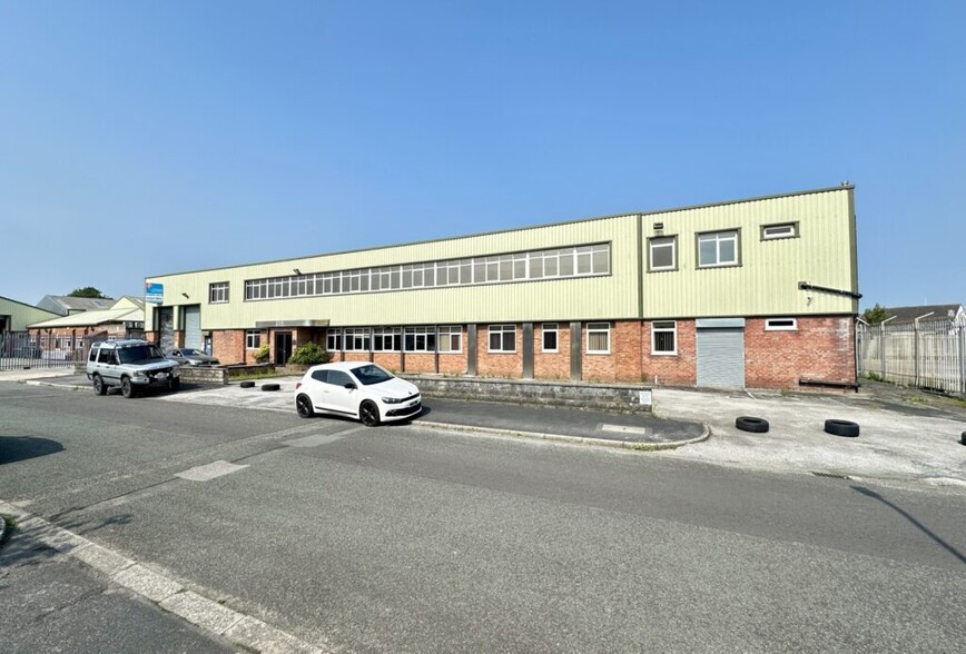 22-24 Slaidburn Crescent, Southport à vendre - Photo de l’immeuble – Image 3 sur 18