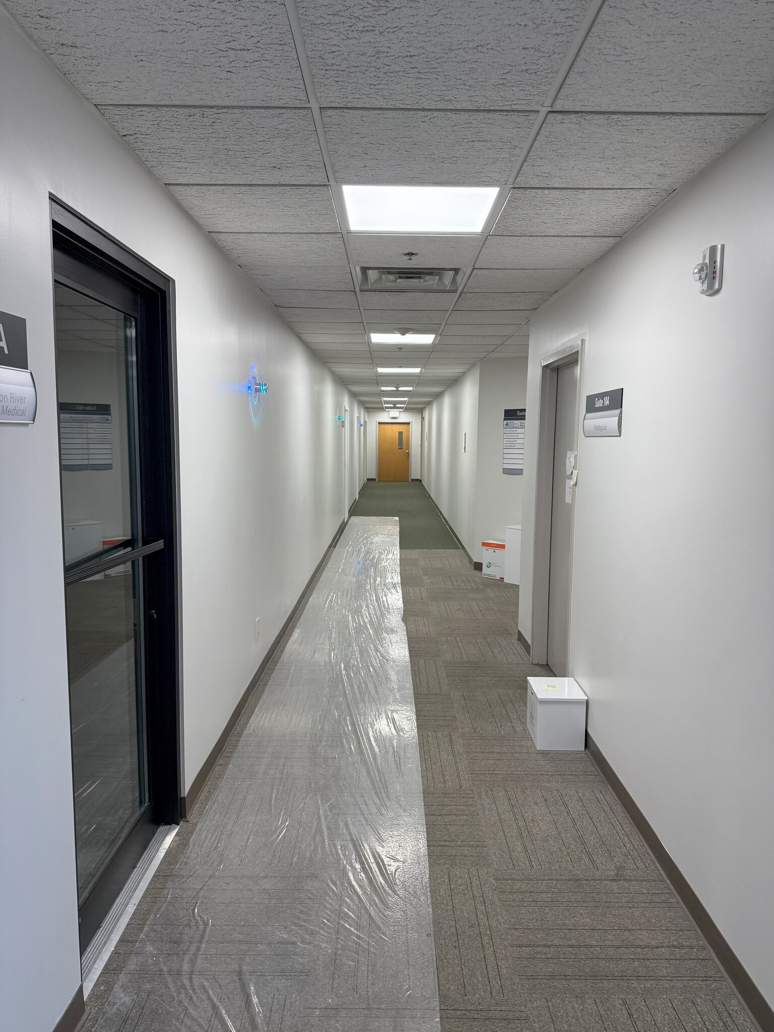 400 Westage Business Center Dr, Fishkill, NY à louer Photo intérieure– Image 1 sur 9