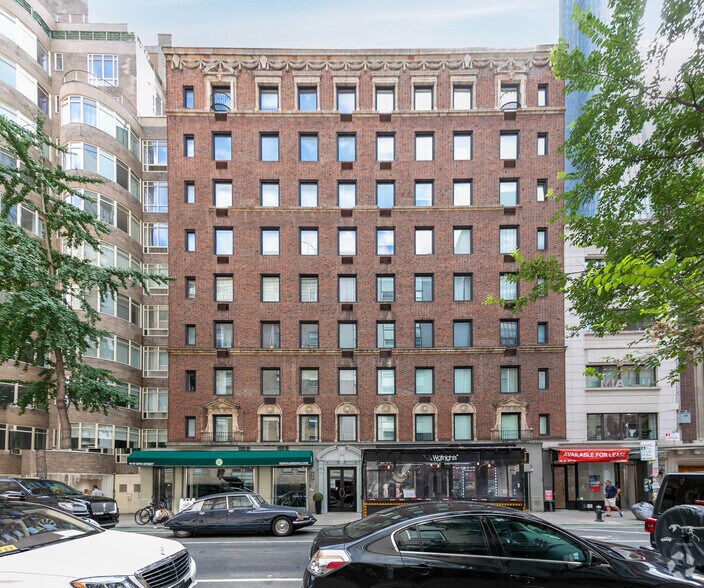 40 W 55th St, New York, NY à louer - Photo de l’immeuble – Image 2 sur 9
