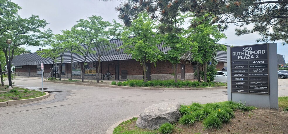 350 Rutherford Rd S, Brampton, ON à louer - Photo de l’immeuble – Image 2 sur 3