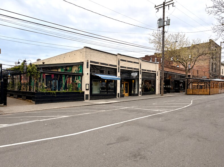 5307 & 5313 Ballard Ave NW portefeuille de 2 biens à vendre sur LoopNet.fr - Photo principale – Image 1 sur 13