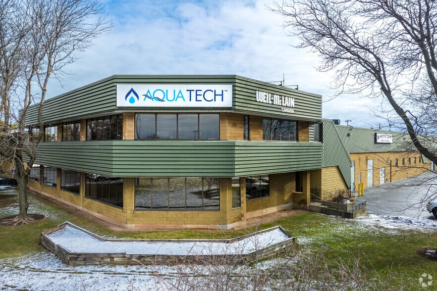 4390 Paletta Ct, Burlington, ON à louer - Photo de l’immeuble – Image 2 sur 5