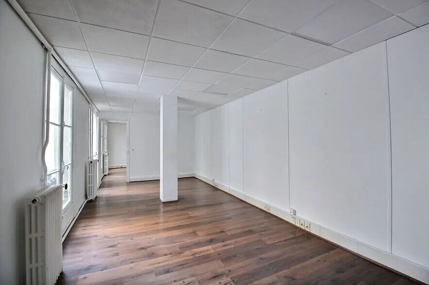 Bureau dans Paris à louer - Photo de l’immeuble – Image 1 sur 7